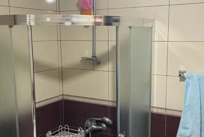 Shtepi me qera Apartament ne Tirane, 1+1, Mobilimi E mobiluar, Pagesa 600  Euro.