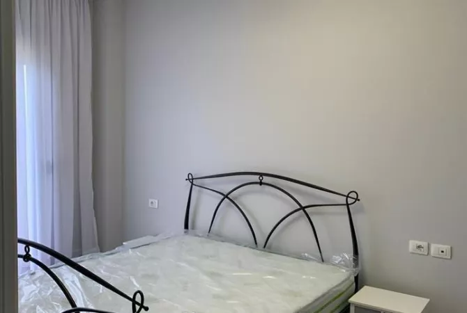 Shtepi me qera 2+1 ne Tirane - 600 Euro
