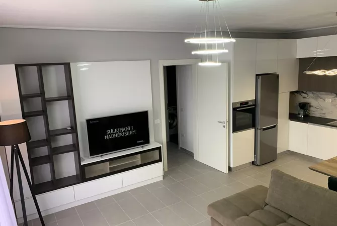 Shtepi me qera Apartament ne Tirane, 2+1, Mobilimi E mobiluar, Pagesa 600  Euro.