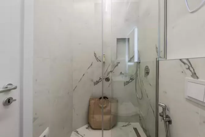 Shtepi me qera Apartament ne Tirane, 1+1, Mobilimi E mobiluar, Pagesa 700  Euro.