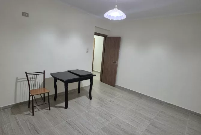 Casa in affitto 1+1 a Tirana - 40,000 Leke