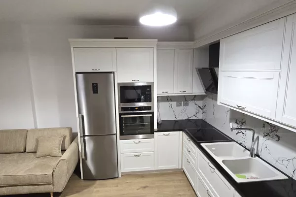 Shtepi me qera 1+1 ne Tirane - 75,000 Leke