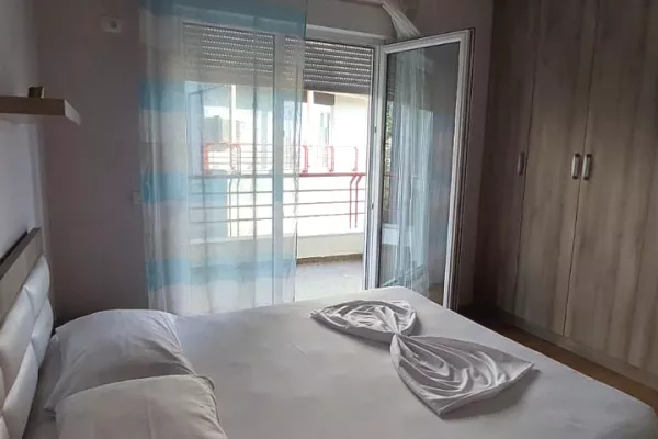 Shtepi me qera 2+1 ne Tirane - 600 Euro