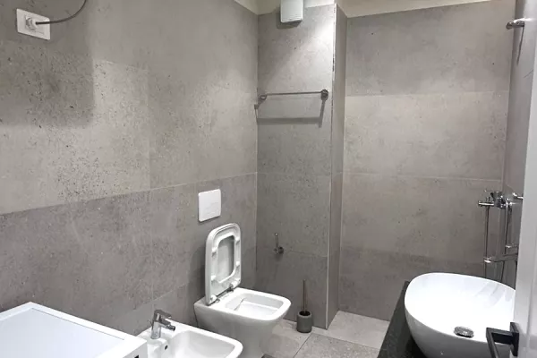 Casa in affitto 1+1 a Tirana - 620 Euro