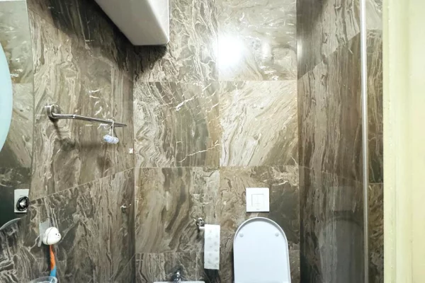 Shtepi me qera 2+1 ne Tirane - 800 Euro