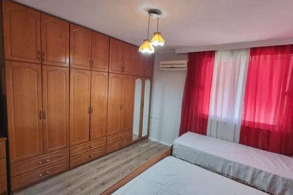 Shtepi me qera Apartament ne Tirane, 1+1, Mobilimi E mobiluar, Pagesa 55,000  Leke.