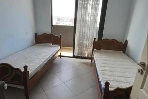 Shtepi me qera 2+1 ne Tirane - 50,000 Leke