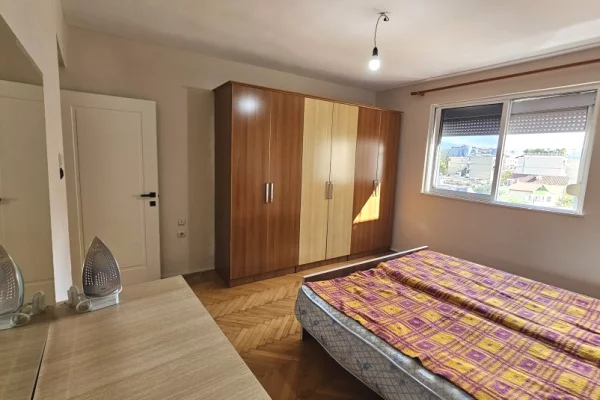 Shtepi me qera 2+1 ne Tirane - 500 Euro