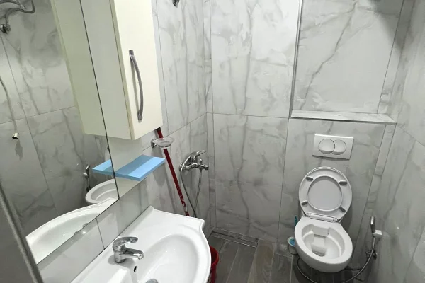 Shtepi me qera Garsoniere ne Tirane - 500 Euro