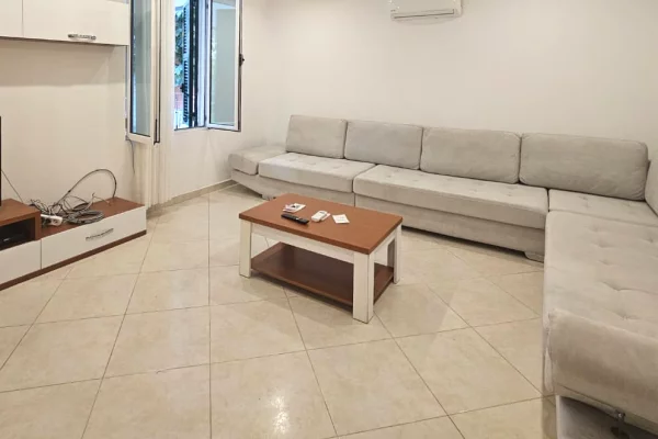 Private house for rent in Tirana 1+1, Furnished