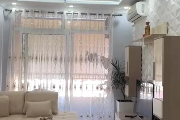 Shtepi me qera 2+1 ne Tirane - 60,000 Leke