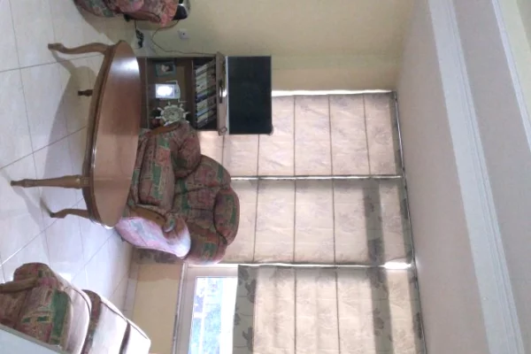 Shtepi me qera 1+1 ne Tirane - 40,000 Leke