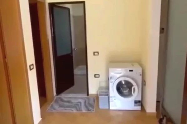 Shtepi me qera Apartament ne Tirane, 2+1, Mobilimi E mobiluar, Pagesa 45,000  Leke.