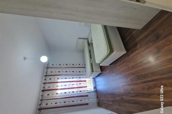 Shtepi me qera 2+1 ne Tirane - 65,000 Leke