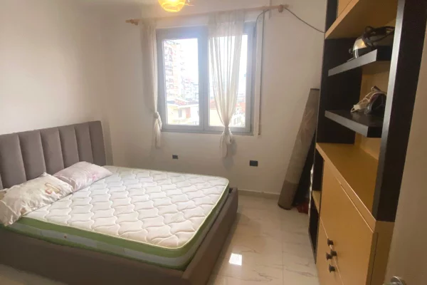 Casa in affitto 2+1 a Tirana - 50,000 Leke