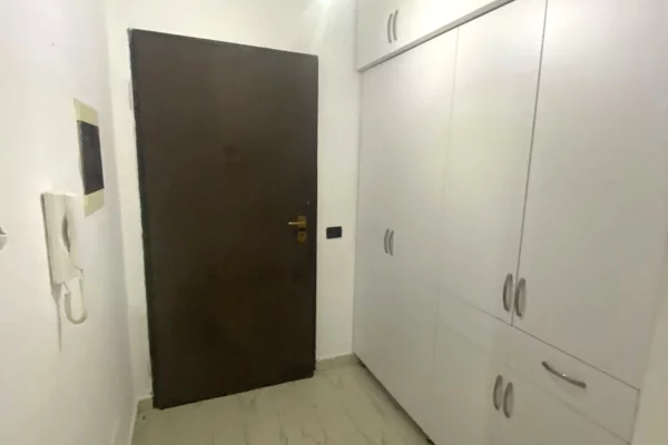 Casa in affitto 2+1 a Tirana - 50,000 Leke