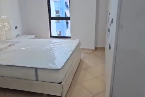 Casa in affitto 2+1 a Tirana - 50,000 Leke