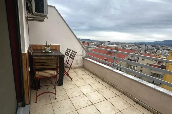 Shtepi me qera 1+1 ne Tirane - 450 Euro