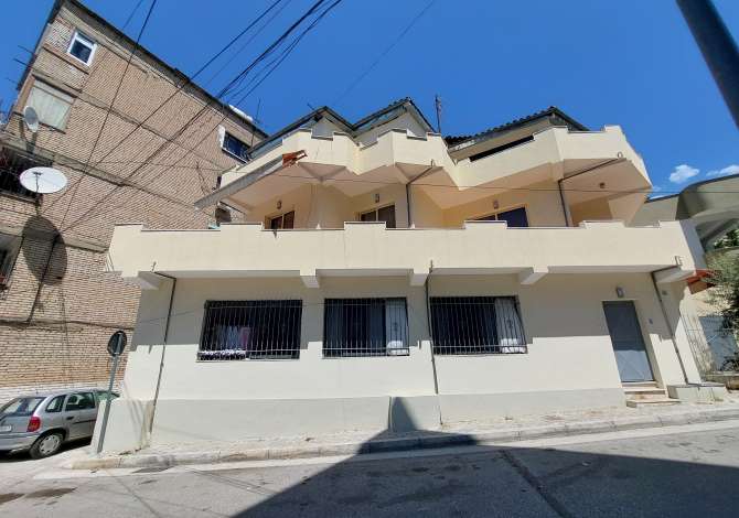 Shtepi ne shitje 2+1 ne Tirane - 300,000 Euro