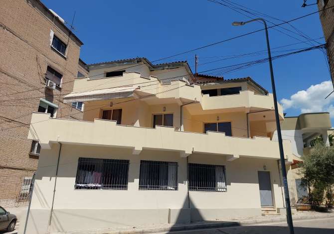 Shtepi ne shitje 2+1 ne Tirane - 300,000 Euro