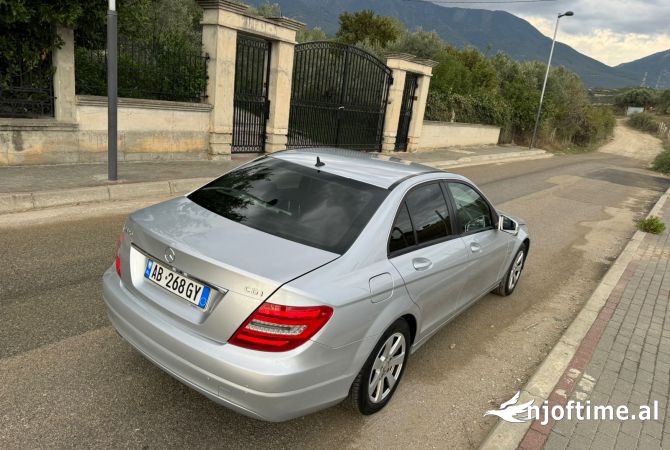 Cars for sale in Tirana - 9,000 Euro