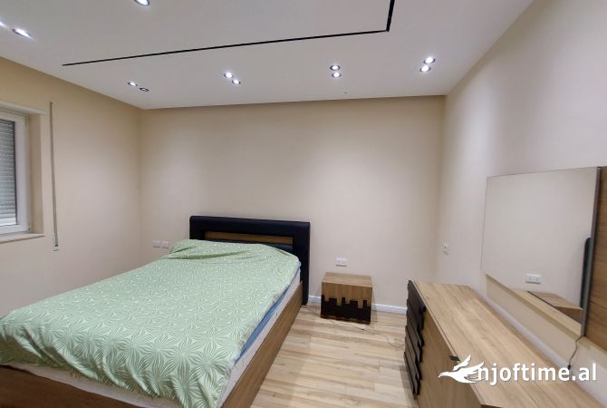 Shtepi me qera 2+1 ne Tirane - 60,000 Leke
