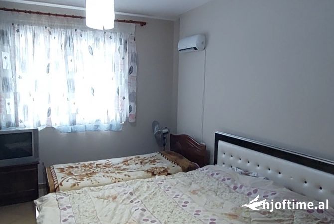 Shtepi me qera 1+1 ne Tirane - 40,000 Leke