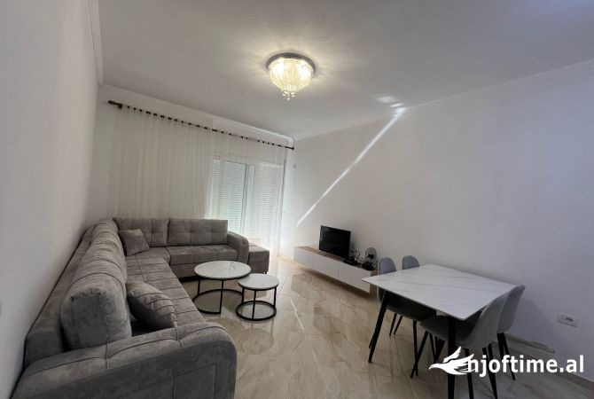 Shtepi me qera 1+1 ne Tirane - 350 Euro