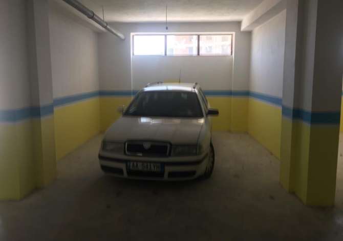 Shtepi ne shitje Apartament ne Tirane, 2+1, Mobilimi E mobiluar, Pagesa 250,000  Euro.