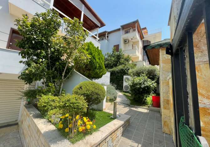 Casa in vendita 7+1 a Tirana - 577,000 Euro