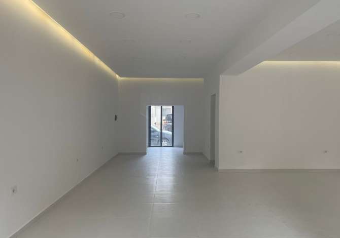 Ambient biznesi me qera 1+1 ne Tirane - 2,000 Euro