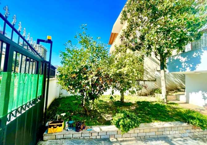 Casa in vendita 5+1 a Tirana - 577,000 Euro