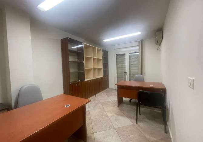 Ambient biznesi me qera 3+1 ne Tirane - 700 Euro