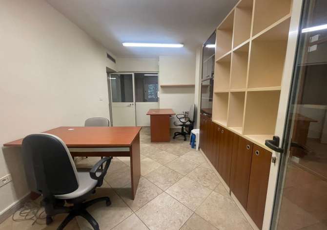 Ambient biznesi me qera 3+1 ne Tirane - 700 Euro