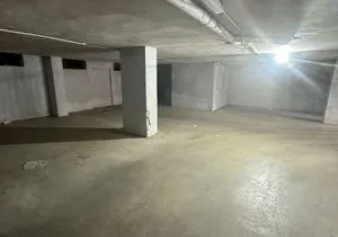 Business Property in Sale 4+1 in Tirana - 73,000 Euro
