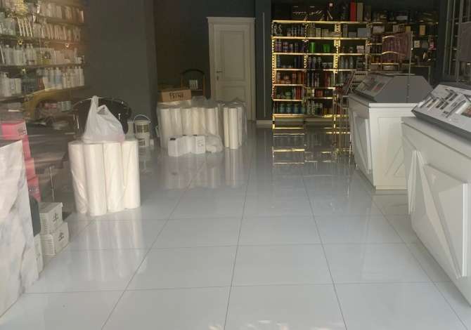 Ambient biznesi me qera 1+1 ne Tirane - 1,300 Euro