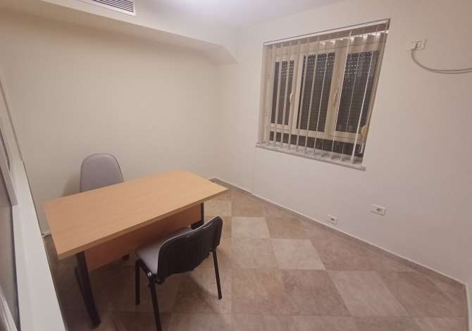 Ambient biznesi me qera 3+1 ne Tirane - 700 Euro