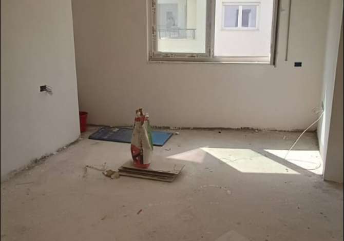 Shtepi ne shitje 2+1 ne Tirane - 270,000 Euro