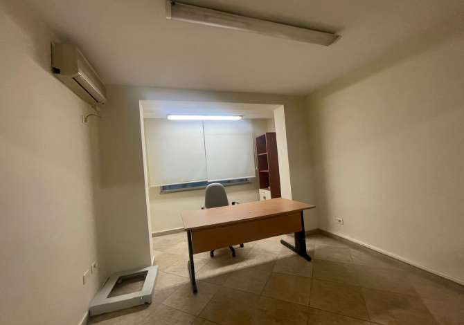 Ambient biznesi me qera 3+1 ne Tirane - 700 Euro