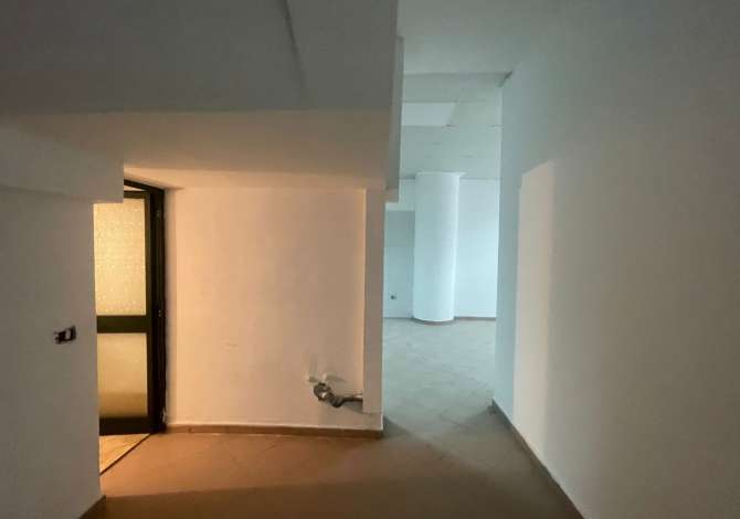 Ambient biznesi me qera 1+1 ne Tirane - 700 Euro