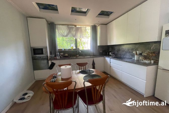 Shtepi me qera 1+1 ne Tirane - 500 Euro