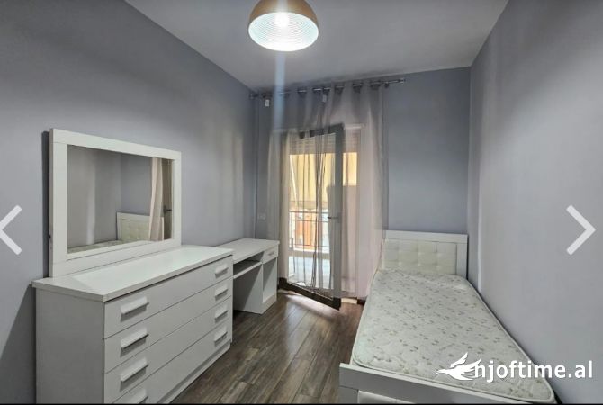 Casa in affitto 3+1 a Tirana - 1,000 Euro