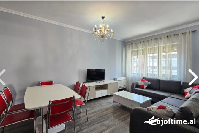 Casa in affitto 3+1 a Tirana - 1,000 Euro