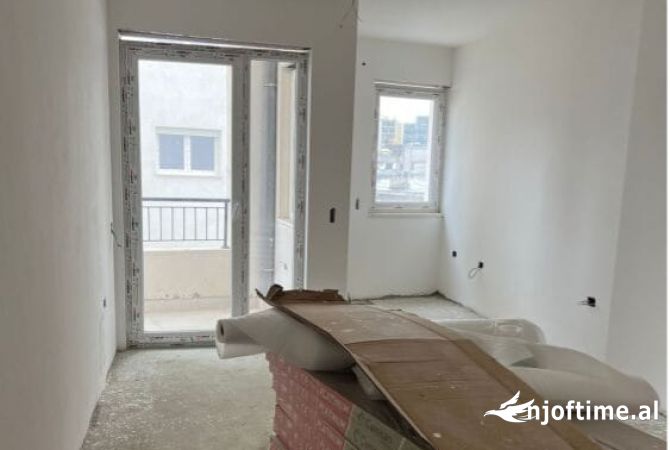 Shtepi ne shitje 2+1 ne Tirane - 270,000 Euro