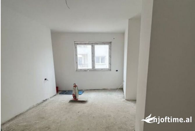 Shtepi ne shitje 2+1 ne Tirane - 270,000 Euro