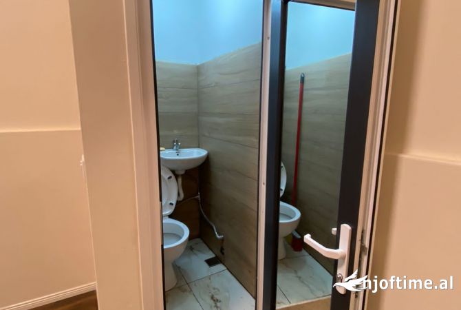 Business Property in Sale 1+1 in Tirana - 60,000 Euro