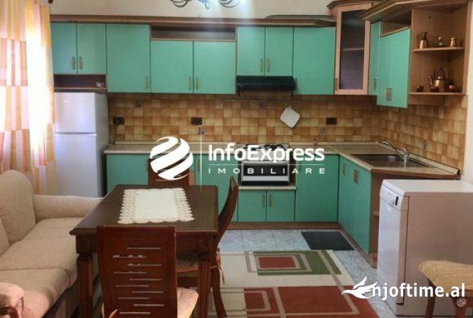 Shtepi me qera 2+1 ne Tirane - 500 Euro