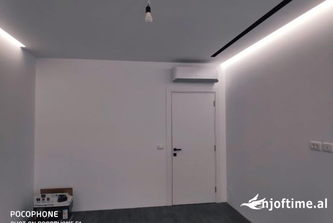 Ambient biznesi me qera 3+1 ne Tirane - 1,500 Euro