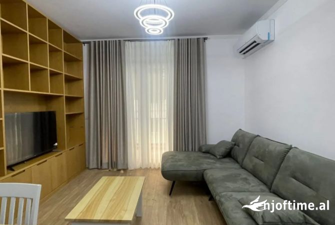 Shtepi ne shitje 2+1 ne Tirane - 190,000 Euro