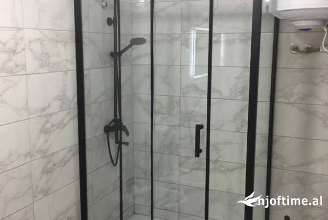 Shtepi ne shitje Apartament ne Tirane, 2+1, Mobilimi Pjeserisht e mobiluar, Pagesa 209,550  Euro.